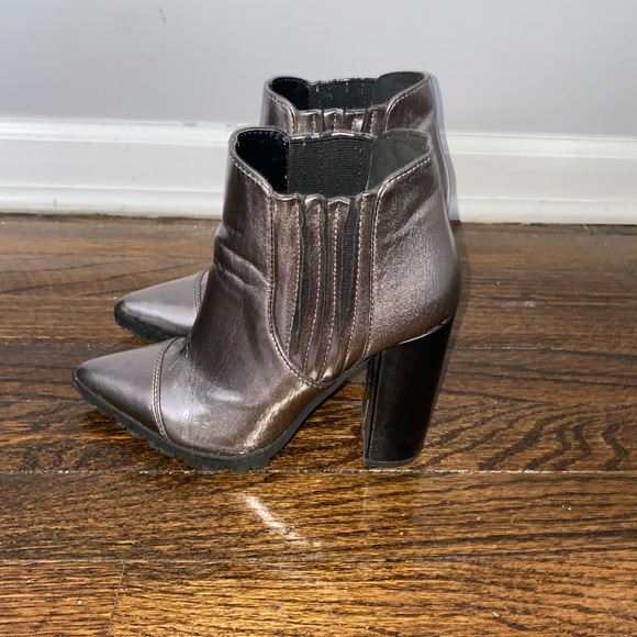 Metallic booties - Picture 3 of 4